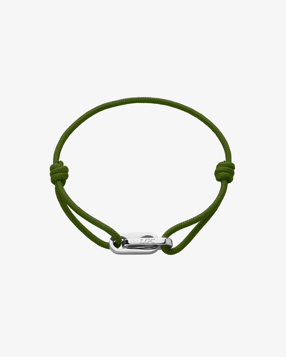 Pulsera plateada Atlantis con cordón verde oliva, nudos corredizos ajustables y cierre plateado grabado con LGC
