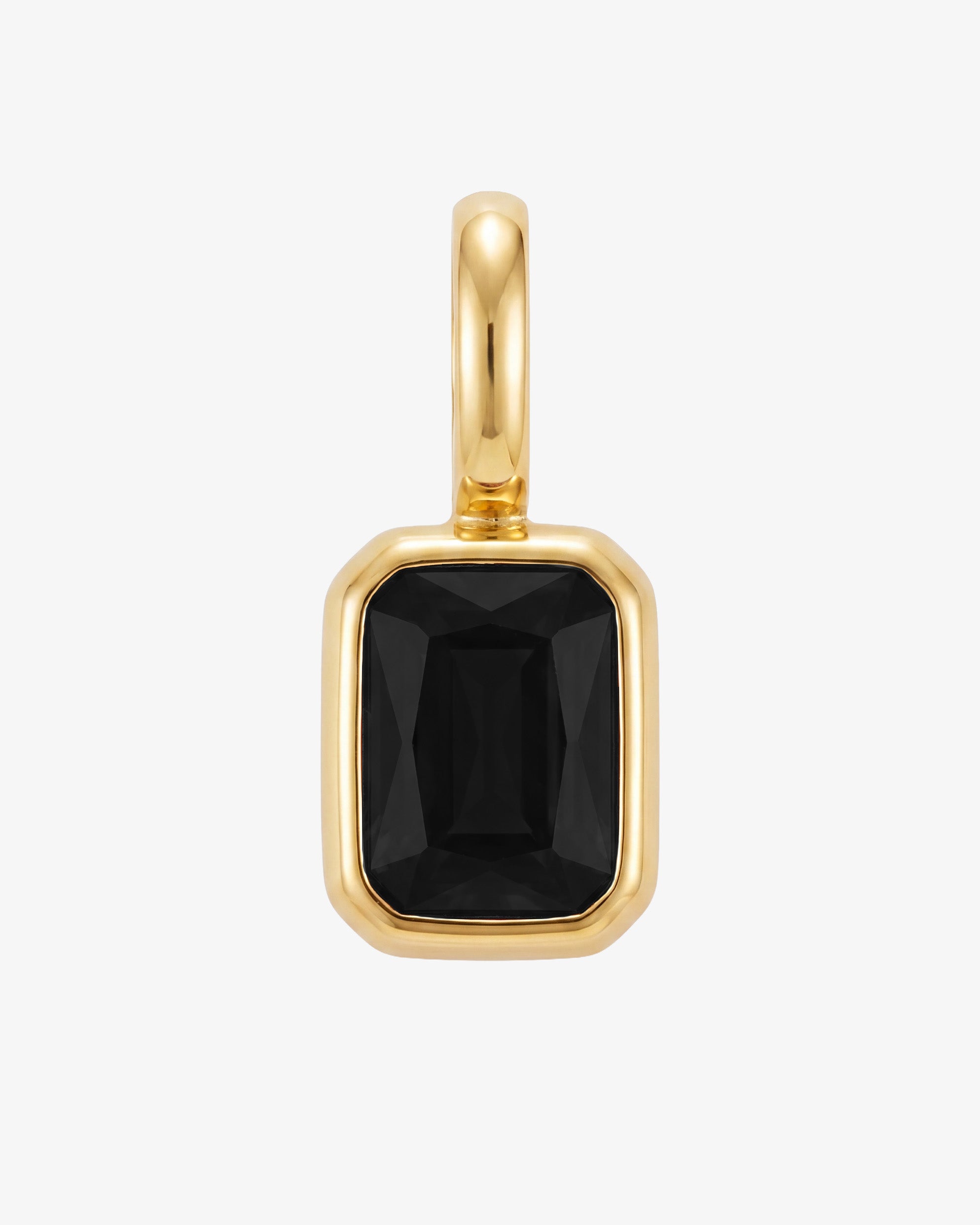 Colgante Mini Solstice Charm con una gran piedra negra engastada en un bisel dorado